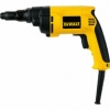 DW268K Univerzln roubovk 540 W DEWALT